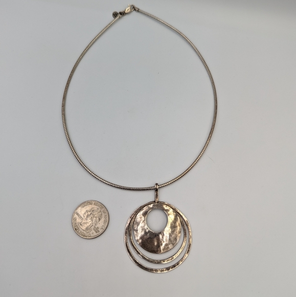 Retired SILPADA 925 Perspectiva 3 Hammered Circle Pendant 16 inch Omega Chain - Picture 6 of 8